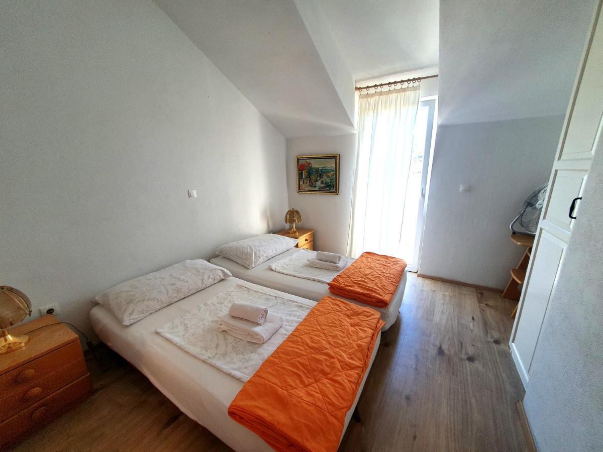 Casa Naranja Croatia Apartment Вела Лука Екстериор снимка